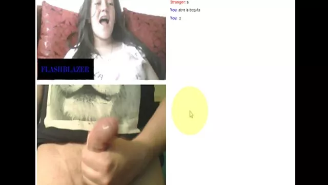 الكبار لا التسجيل المهبل هو الرطب بسبب ماء منزلق كس عربي جامد
