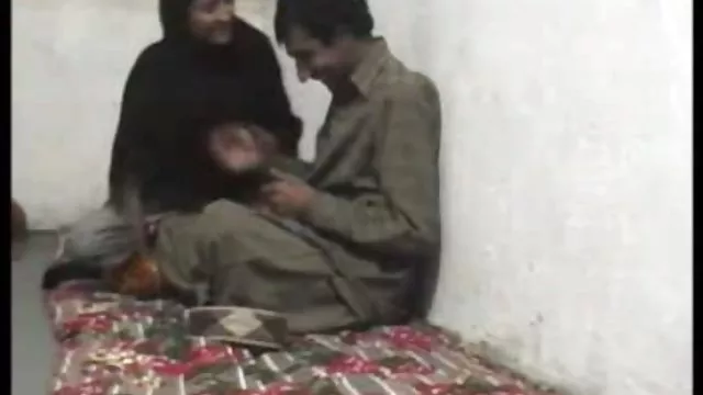 الكبار لا التسجيل على فيلم سكس عربي جامد